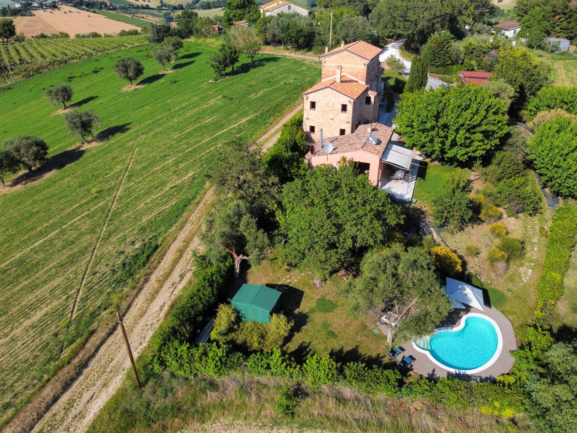 Casali Marchigiani - Ville Vacanza Private Con Piscina Ostra Екстериор снимка